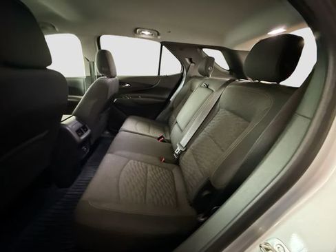 Used 2019 Chevrolet Equinox LT FWD image 24