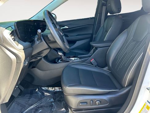 Used 2024 Buick Encore GX Avenir w/ Avenir Technology Package image 15