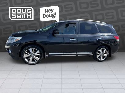 Used 2016 Nissan Pathfinder Platinum w/ Family Entertainment Package