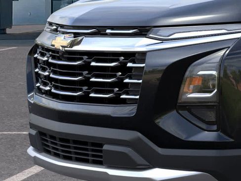 New 2026 Chevrolet Equinox LT w/ Convenience Package II image 13