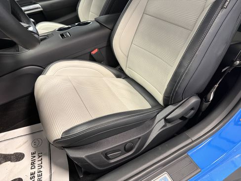 Used 2025 Ford Mustang GT Premium image 21