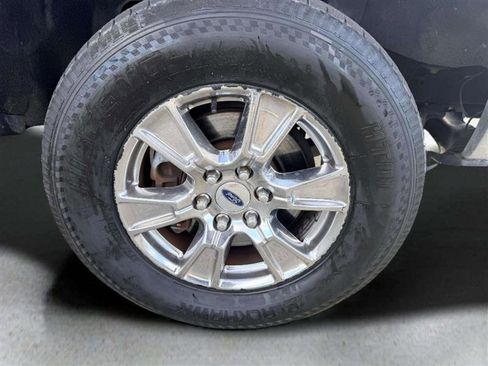 Used 2014 Ford F150 FX4 w/ Equipment Group 402A Luxury image 18