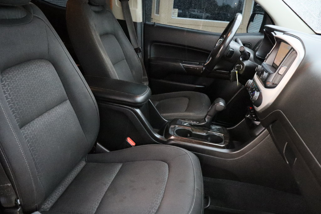Used 2020 GMC Canyon SLE w/ Elevation Edition RWD image 26