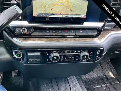 Used 2024 Chevrolet Silverado 1500 RST w/ Dark Appearance Package image 16