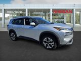 Used 2023 Nissan Rogue SV w/ SV Premium B Package image 2