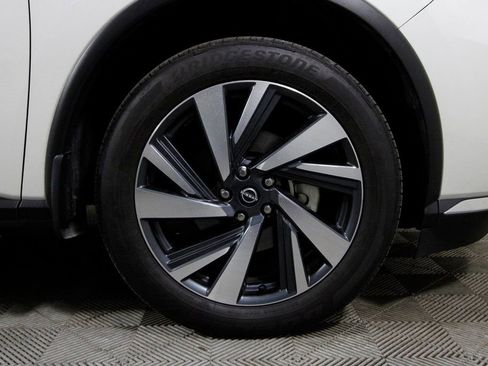 Used 2024 Nissan Murano SL image 9