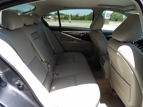 Used 2015 INFINITI Q50 Premium w/ Navigation Package RWD image 9