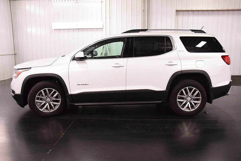 Used 2017 GMC Acadia SLE w/ LPO, Floor Liner Package FWD image 4