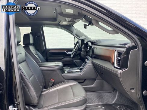 Used 2024 GMC Sierra 2500 Denali w/ Denali Reserve Package image 12