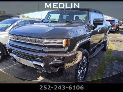 Used 2025 GMC Hummer EV 3X AWD/4WD image 1