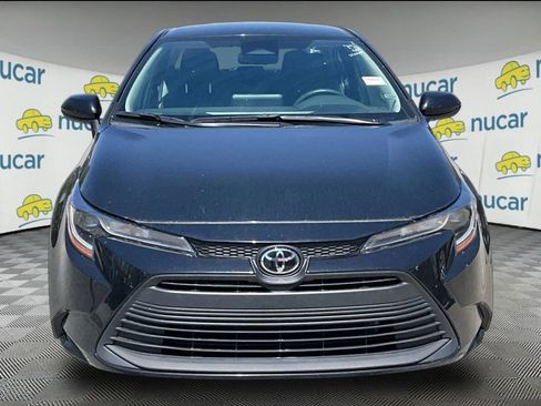 Used 2024 Toyota Corolla LE FWD image 2