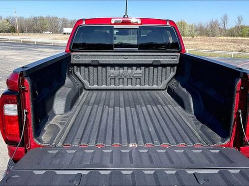 Used 2026 GMC Canyon AT4 w/ AT4 Premium Package image 7