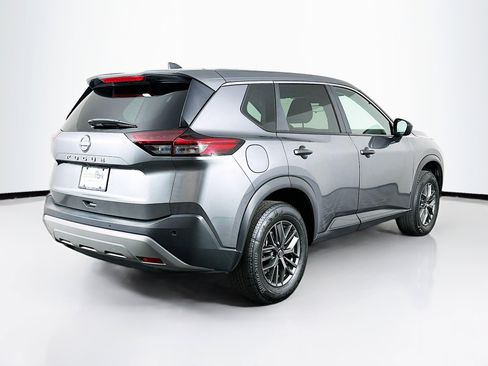 Used 2023 Nissan Rogue S image 9