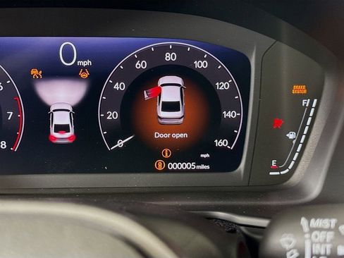 New 2025 Honda Accord SE image 13