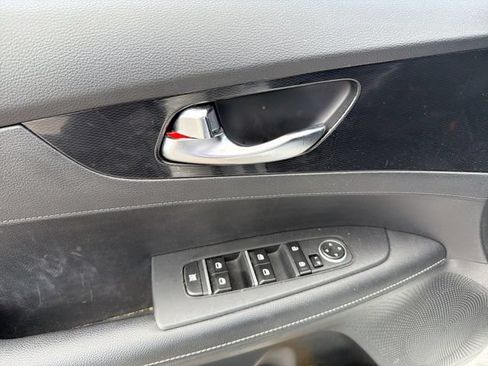 Used 2022 Kia Forte GT-Line FWD image 15