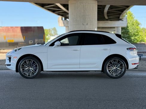 Used 2021 Porsche Macan Turbo AWD/4WD image 53