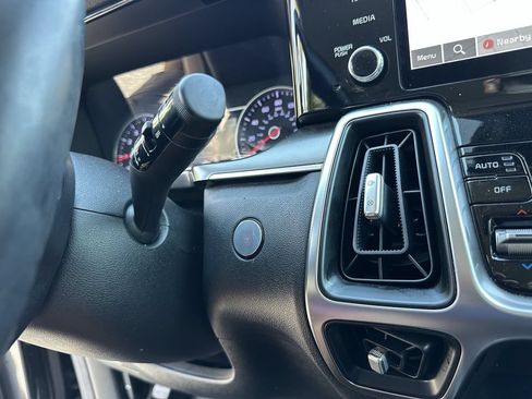 Used 2022 Kia Sorento S FWD image 35