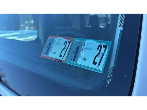 Used 2023 Jeep Gladiator Overland image 23