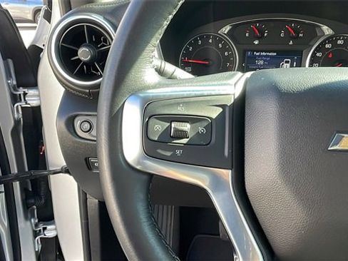 Used 2020 Chevrolet Blazer LT image 25