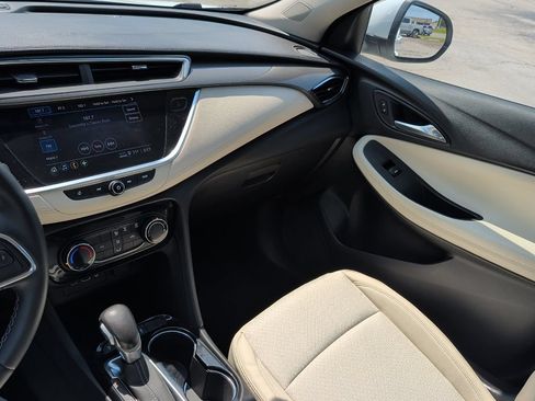 Used 2021 Buick Encore GX Preferred FWD image 17
