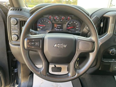 Used 2021 Chevrolet Silverado 1500 Custom Trail Boss w/ LPO, Dark Essentials Package image 13