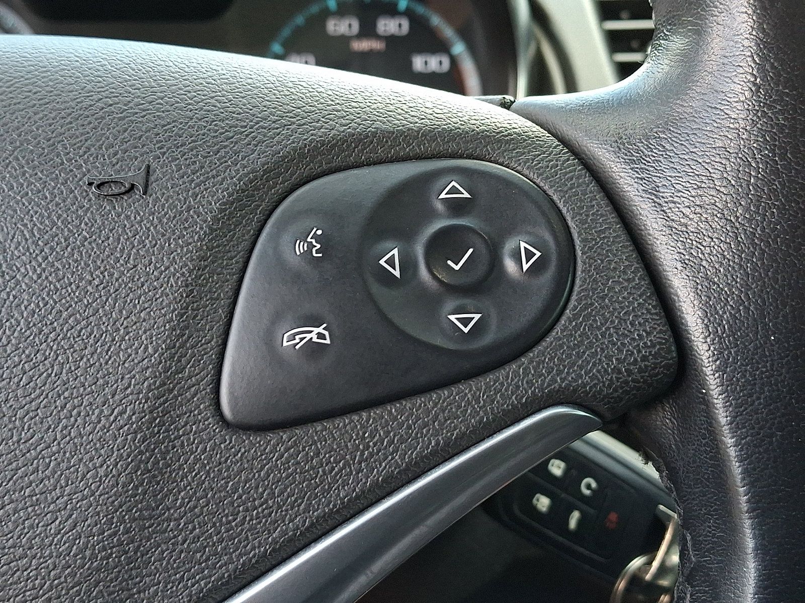 Used 2016 Chevrolet Impala LT FWD image 19