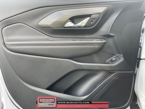 Used 2022 GMC Terrain SLE w/ Driver Convenience Package image 22