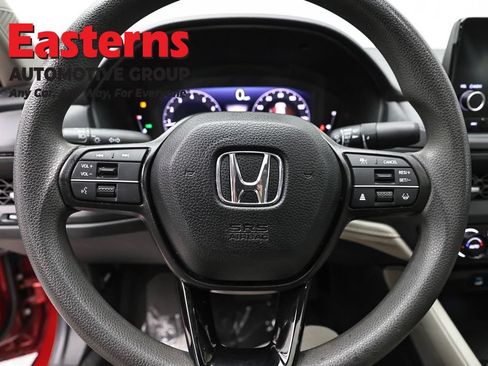Used 2025 Honda Accord SE image 10
