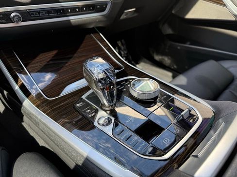 Used 2020 BMW X7 xDrive40i w/ Premium Package image 12