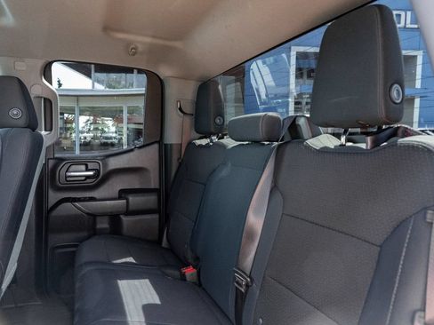 Used 2019 Chevrolet Silverado 1500 Custom w/ Custom Value Package AWD/4WD image 23