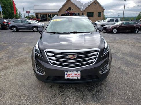 Used 2018 Cadillac XT5 Luxury w/ Driver Awareness Package AWD/4WD image 2