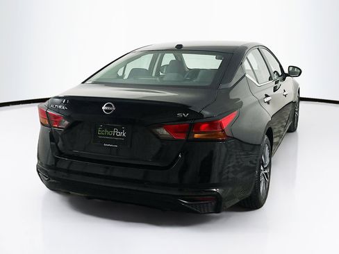Used 2024 Nissan Altima 2.5 SV image 9