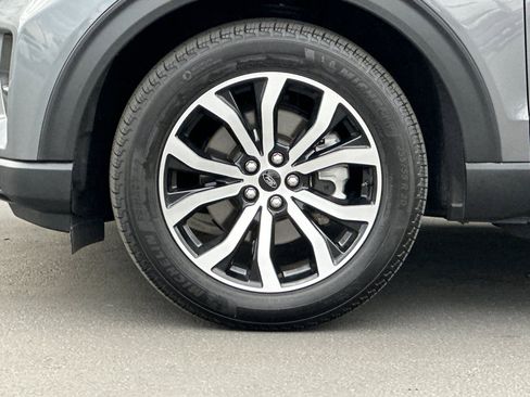 Used 2025 Ford Explorer ST-Line image 27