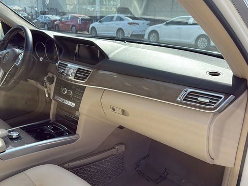 Used 2014 Mercedes-Benz E 350 4MATIC Sedan image 22