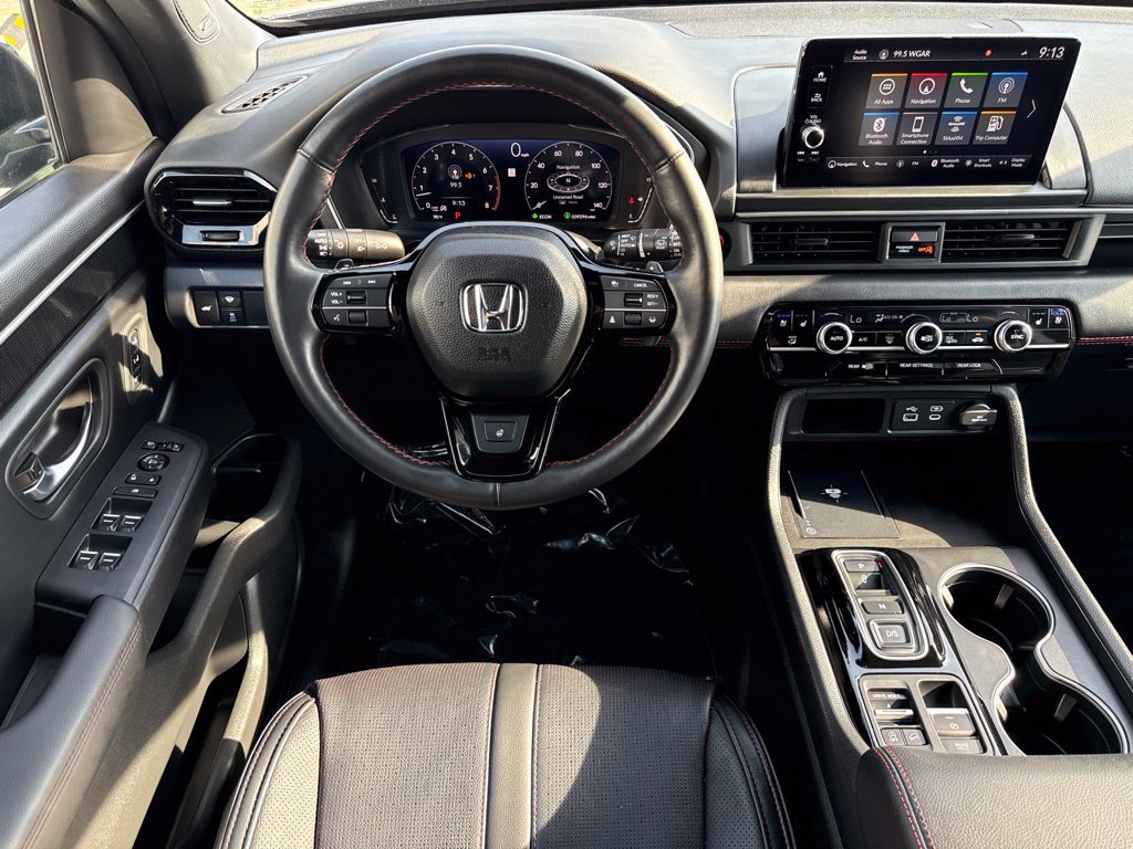 Used 2025 Honda Pilot Black Edition image 21