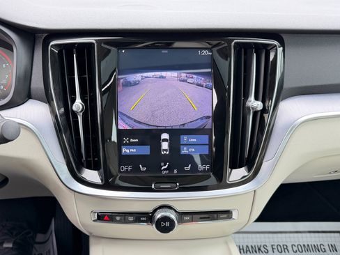 Used 2020 Volvo S60 T5 Momentum w/ Protection Package image 22