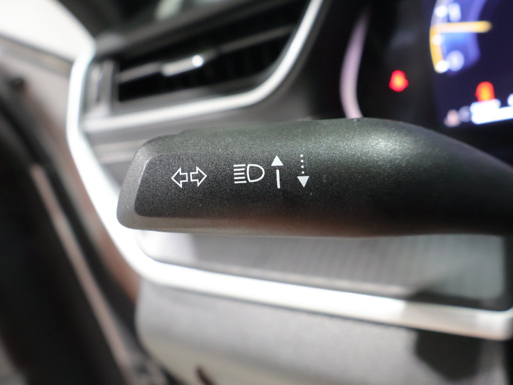 Used 2024 Jeep Grand Cherokee L Altitude AWD/4WD image 33
