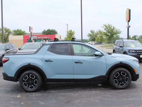 Used 2023 Hyundai Santa Cruz SEL w/ Activity Package FWD image 7