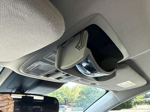 Used 2018 Honda CR-V EX image 25