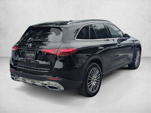 Certified 2026 Mercedes-Benz GLC 300 image 5
