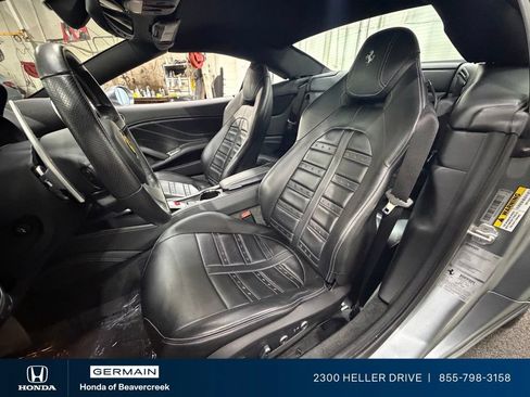 Used 2017 Ferrari California T RWD image 16