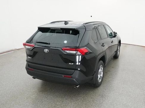 New 2025 Toyota RAV4 XLE image 8