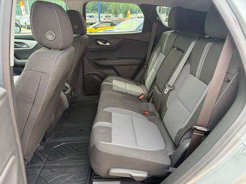 Used 2024 Chevrolet Blazer LT w/ Convenience Package FWD image 14