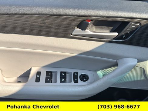 Used 2018 Hyundai Sonata Limited FWD image 23