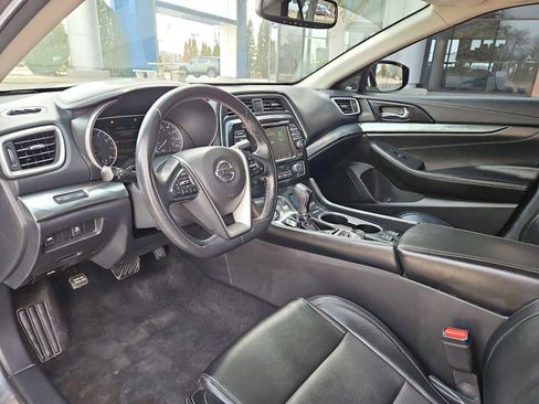 Used 2019 Nissan Maxima 3.5 SL w/ Floor Mat Group image 10