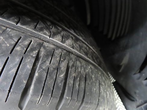 Used 2025 Mercedes-Benz GLS 450 4MATIC image 7