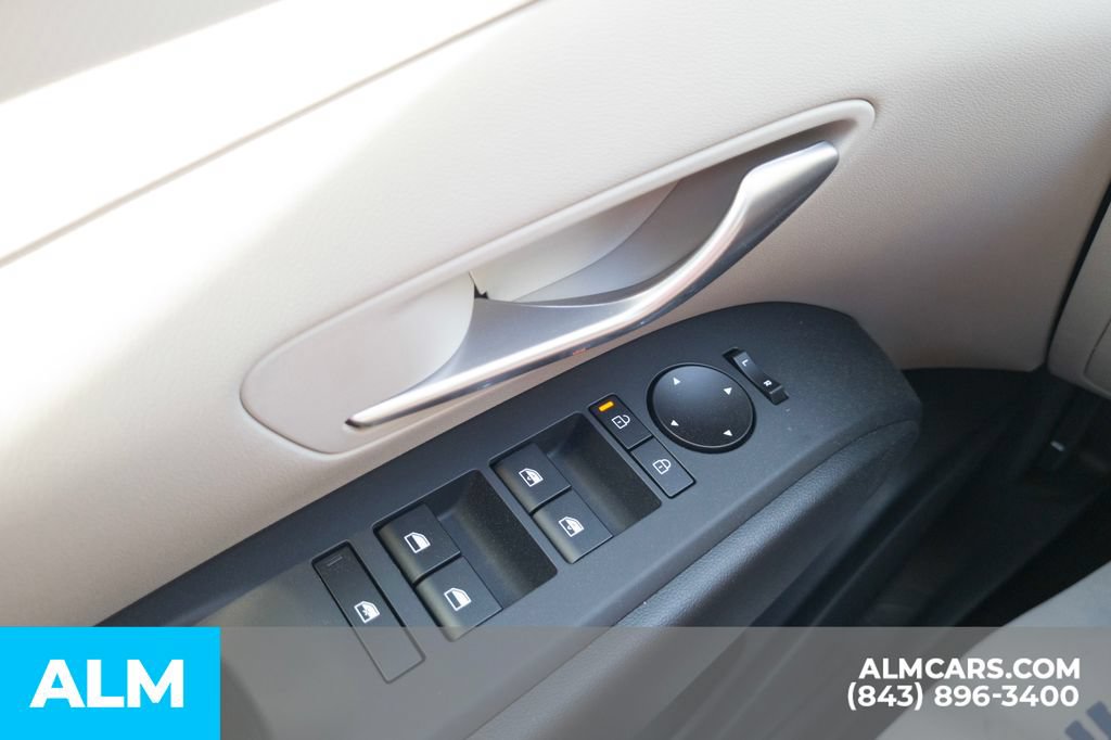 Used 2025 Hyundai Tucson SEL FWD image 30
