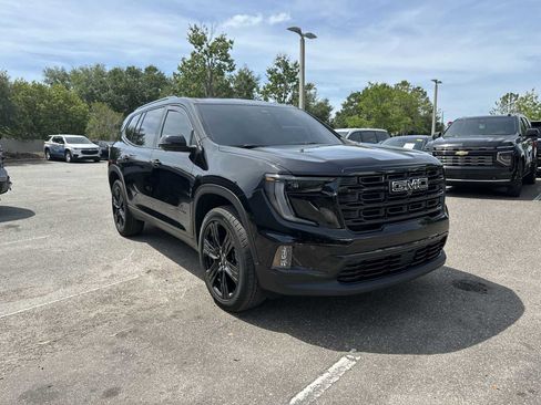 Used 2026 GMC Acadia Elevation w/ Black Edition FWD image 8
