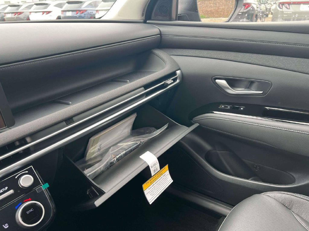 New 2026 Hyundai Tucson Limited AWD/4WD image 28