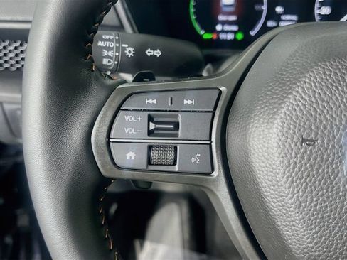 Used 2025 Honda CR-V Sport-L image 17